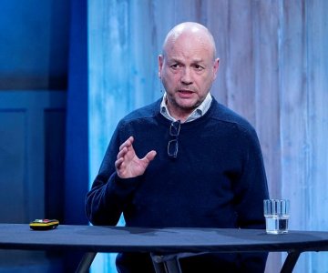 Duncan Colquhoun ved Veterinærinstituttet leder et nytt forskningsprosjekt om bakterie som er årsaken til det meste av antibiotikabruken i Chile. Foto: Silje Katrine Robinson