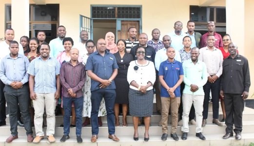 Practical training on laboratory detection of zoonotic bacterial pathogens in milk