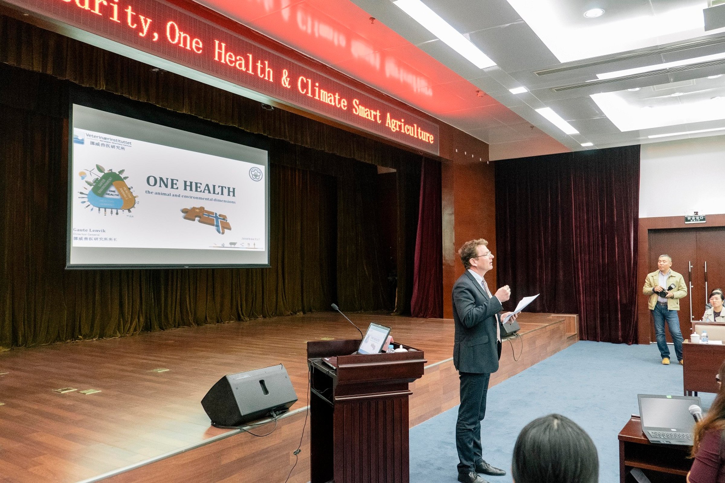 Director General Gaute Lenvik at the One Health seminar. Photo: Ragnar Pedersen, NIBIO.