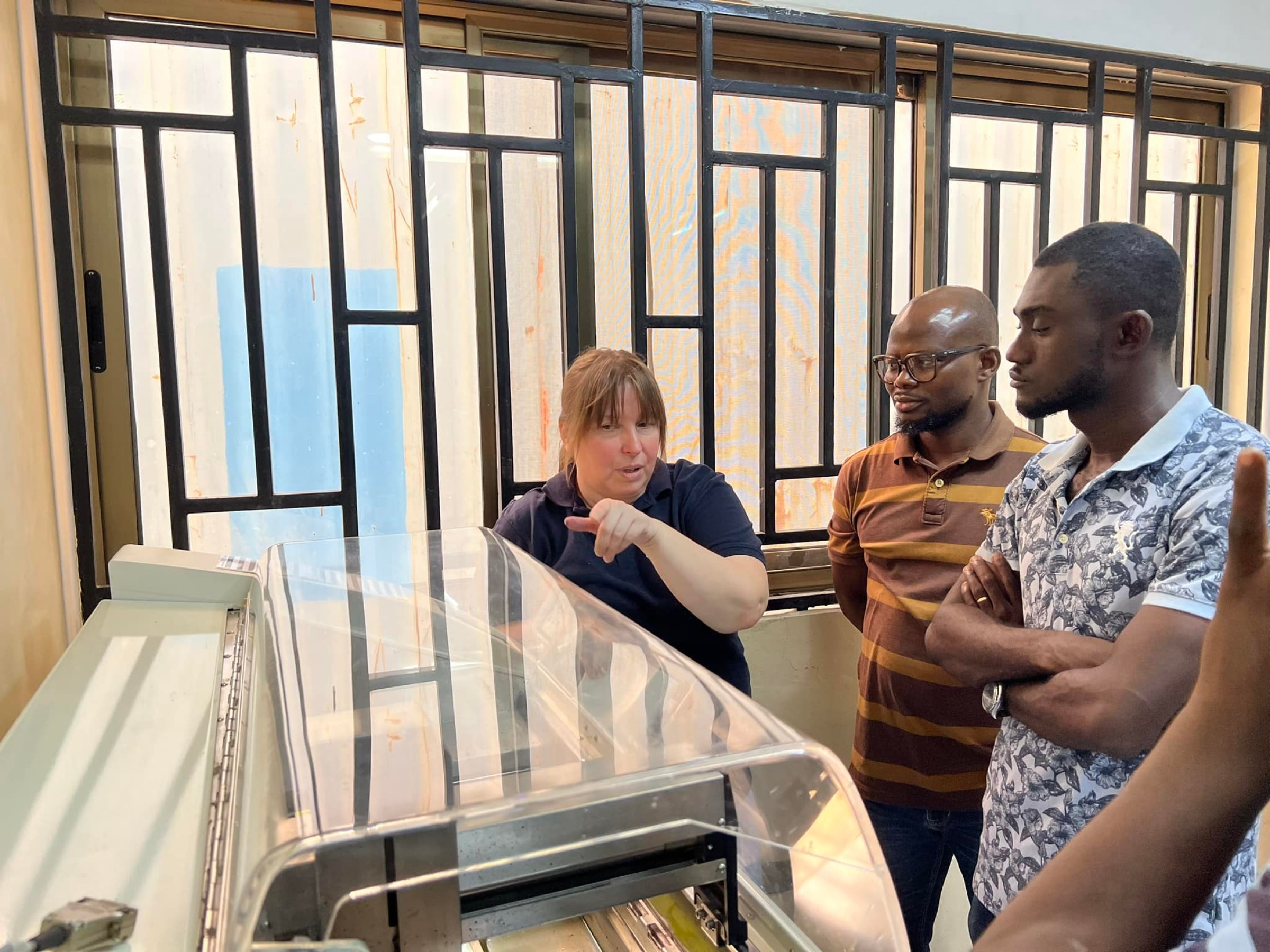 The overall objective of the initiative is to establish a lab for histopathology and to train fish veterinarians, scientists, and laboratory technicians to adopt histopathological techniques for better disease diagnosis. Photo: Jacob Zornu