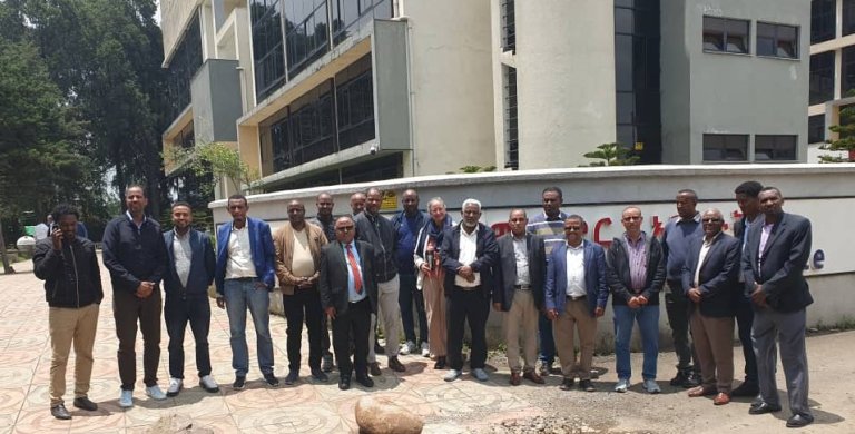 Workshop on prioritization of zoonotic diseases. Photo: AHRI