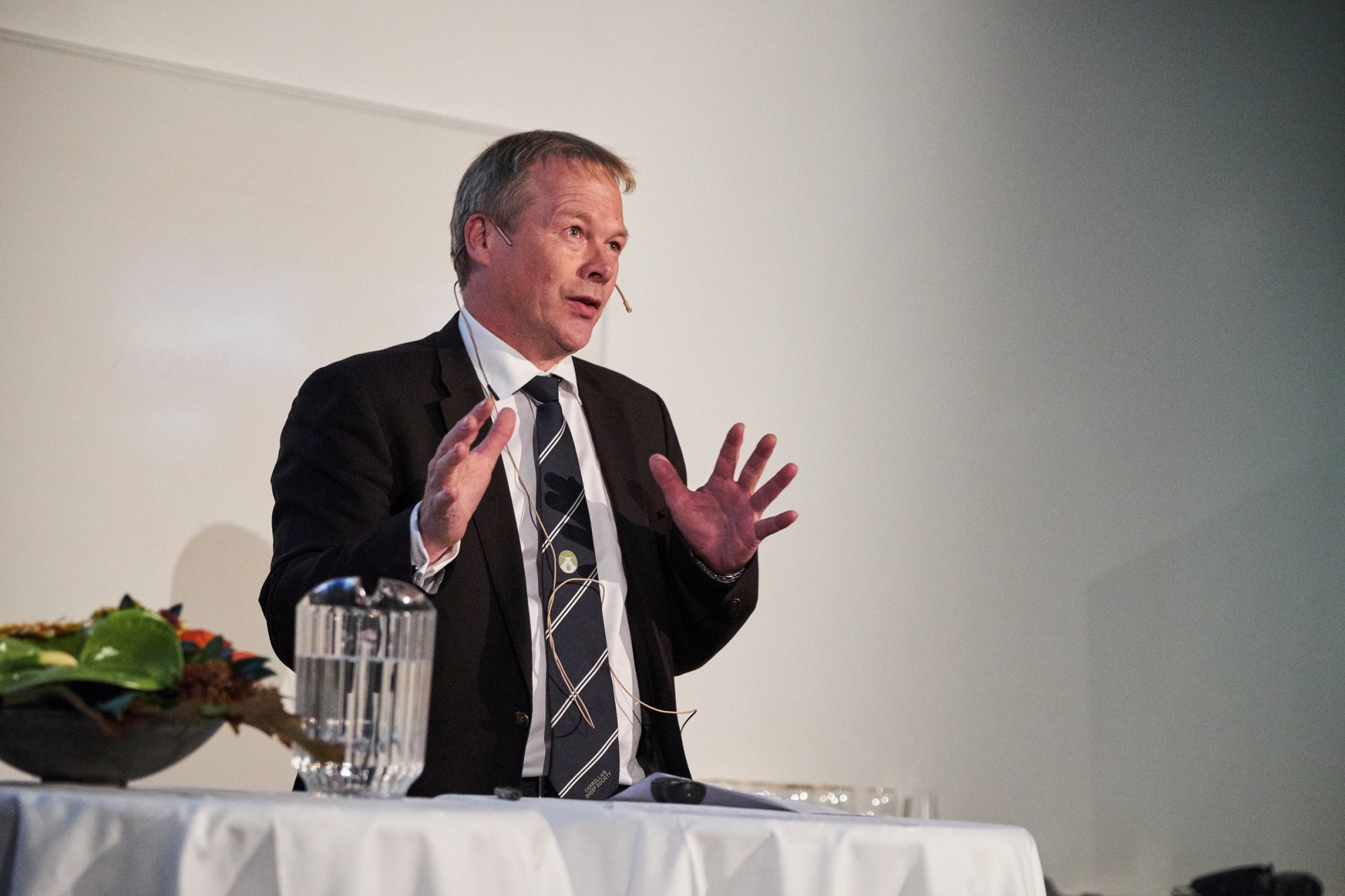- Veterinærinstituttets ansatte leverer alt det omverda ønsker og enda litt, noko vi er stolte av. Faget vil alltid stå i fokus hos oss, og vi skal levere kunnskap og diagnoser i minst 125 år til, sa ass. dir. Tore Tollersrud.