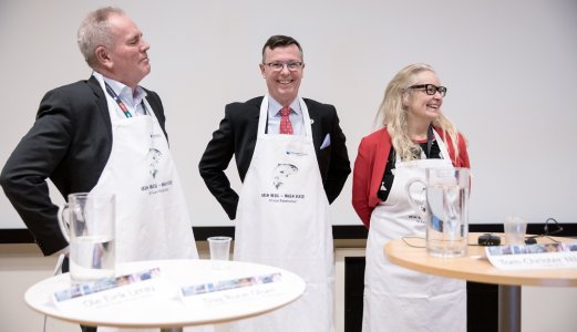 Brobyggende åpning i den marine klyngen i Bergen