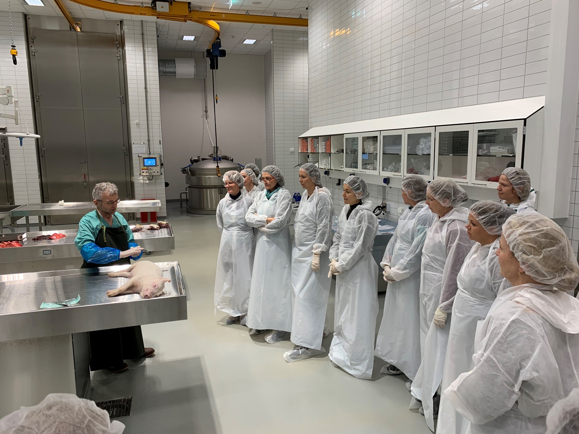 Veterinærinstituttet flyttet fra Adamstuen i Oslo til Ås i april 2021. Dette er første beredskapskurset for veterinærer i instituttets nye lokaler. Foto: Bryndis Holm.
