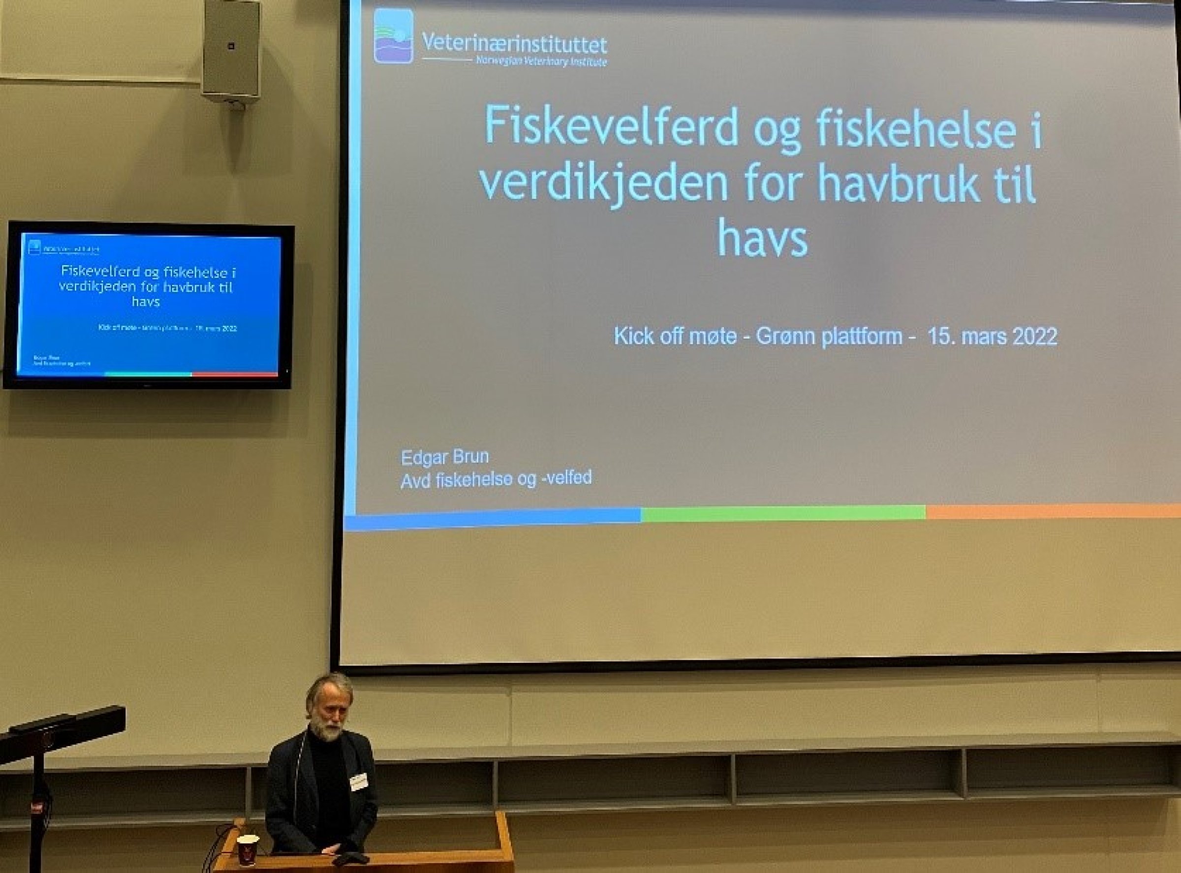 Edgar Brun innleder Kick-off i Grønn Plattform-prosjektet «Lavutslipps verdikjede for havbruk til havs». Foto: Trude Vrålstad