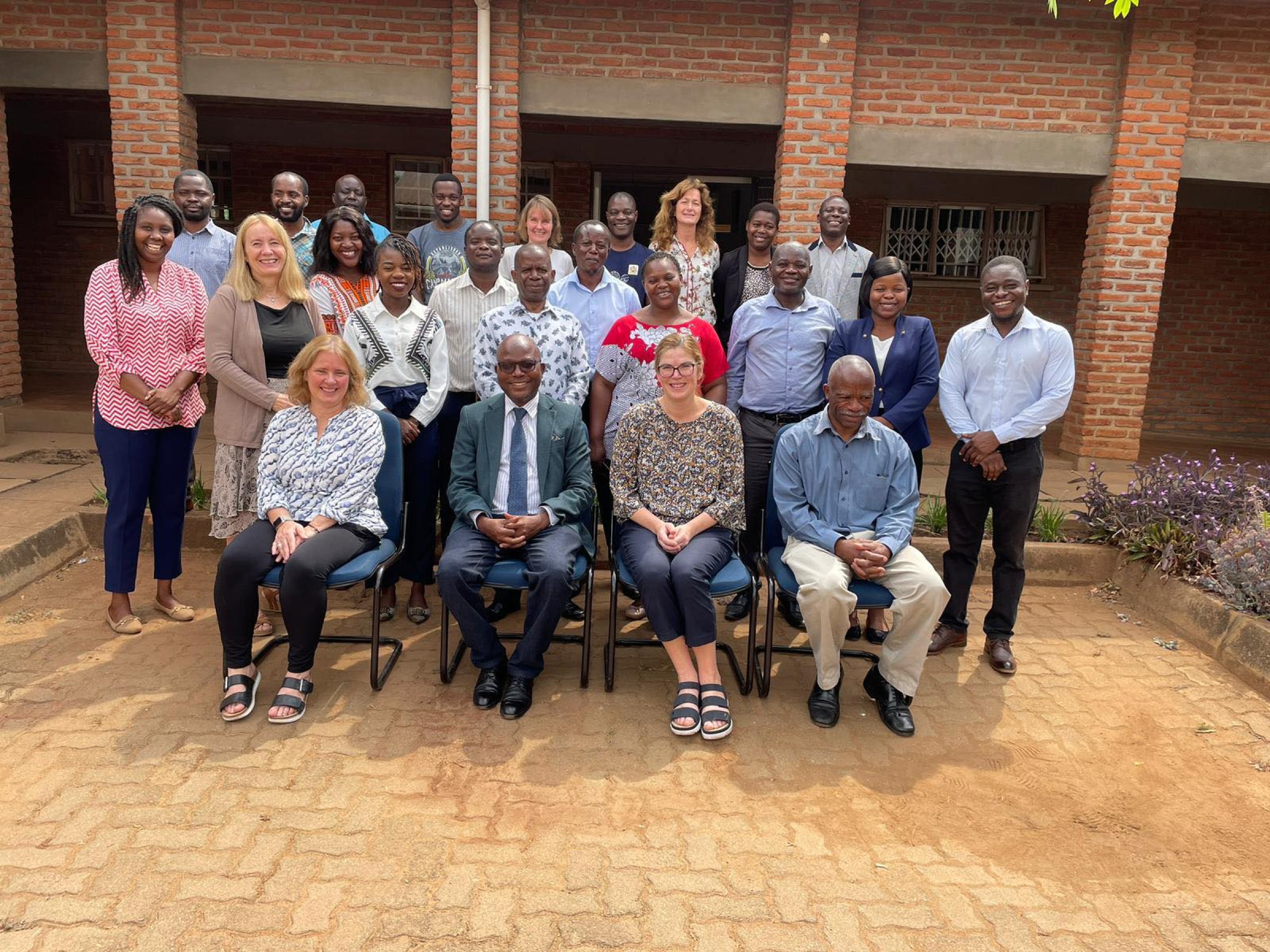 Det var fokus på biotrygghet og biosikkerhet for laboratoriepersonell på kurset i Malawi. Kurset ble veldig godt mottatt av deltakerne. Foto: Veterinærinstituttet