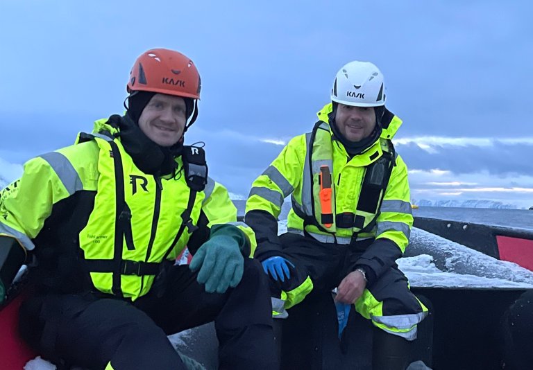 Snorre Gulla har ledet prosjektet, her sammen med kollega Duncan Colquhoun.